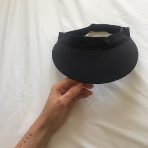 Lululemon women’s visor